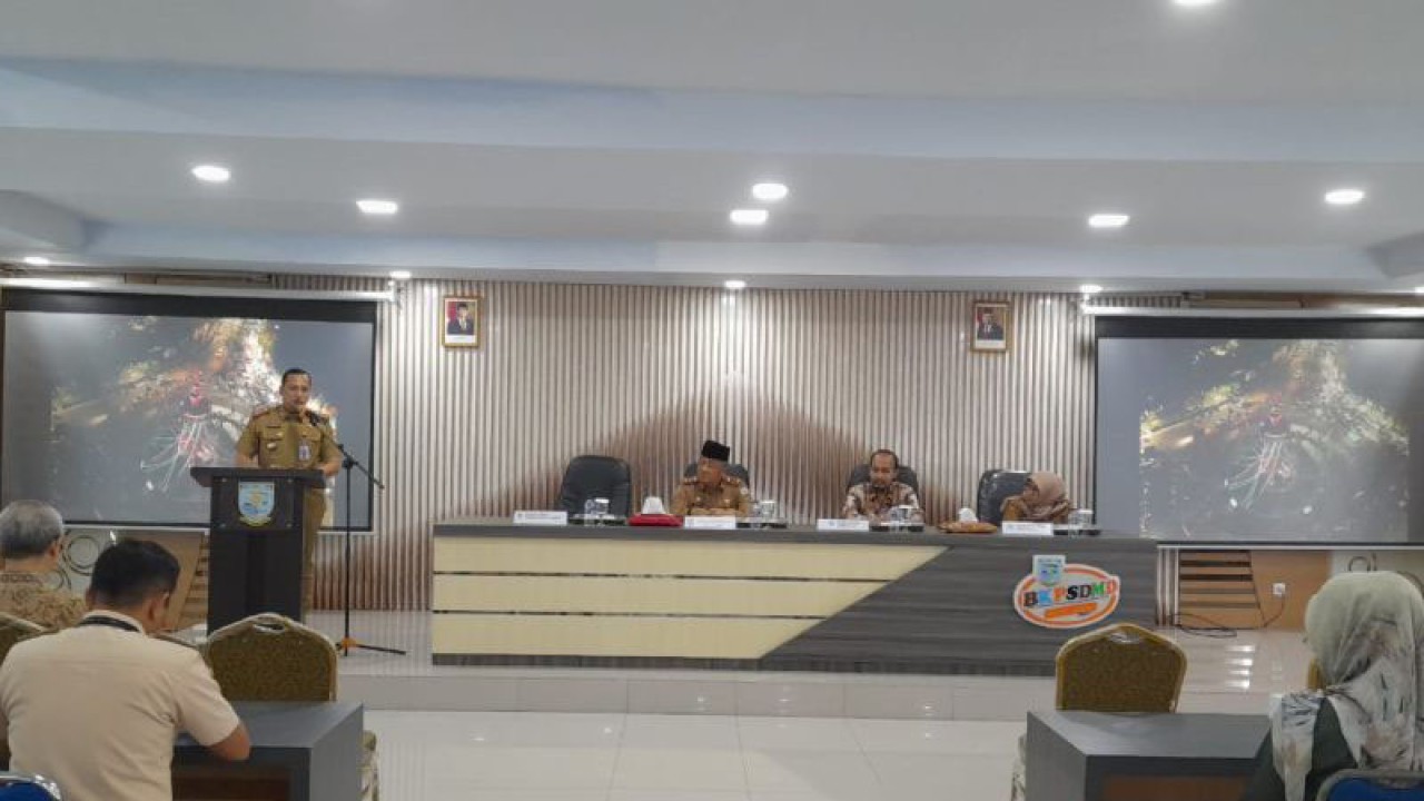 Pelatihan digital ASN Kota Jambi di Jambi, Selasa (14/2/2023). (ANTARA/Tuyani)