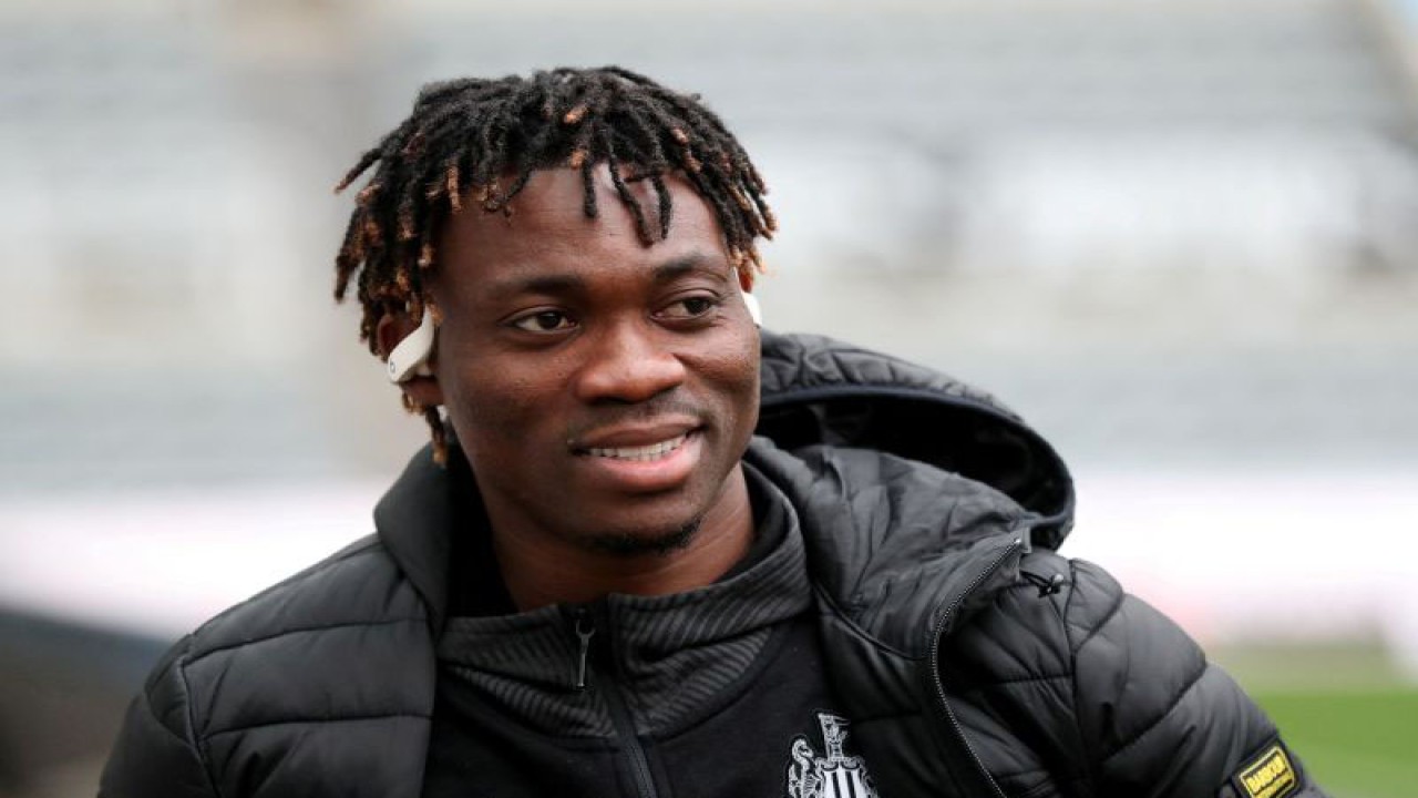FILE PHOTO: Soccer Football - FA Cup Fourth Round - Newcastle United v Oxford United - St James' Park, Newcastle, Britain - January 25, 2020 Newcastle United's Christian Atsu before the match REUTERS/Scott Heppell/File Photo (REUTERS/SCOTT HEPPELL)