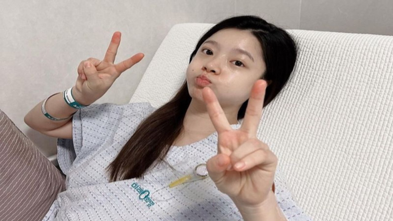 Penyanyi asal Korea Selatan BEN mengumumkan kelahiran anak perempuan melalui akun Instagram resminya. (ANTARA/Instagram/mignonben)