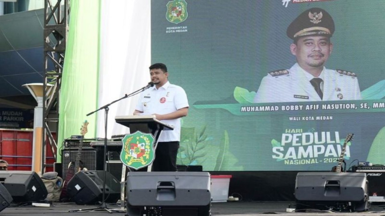 Wali Kota Medan Bobby Nasution memberi sambutan dalam peringatan HPSN 2023 tingkat Kota Medan di Medan, Rabu (22/2/2023).  (ANTARA/HO-Diskominfo Kota Medan)