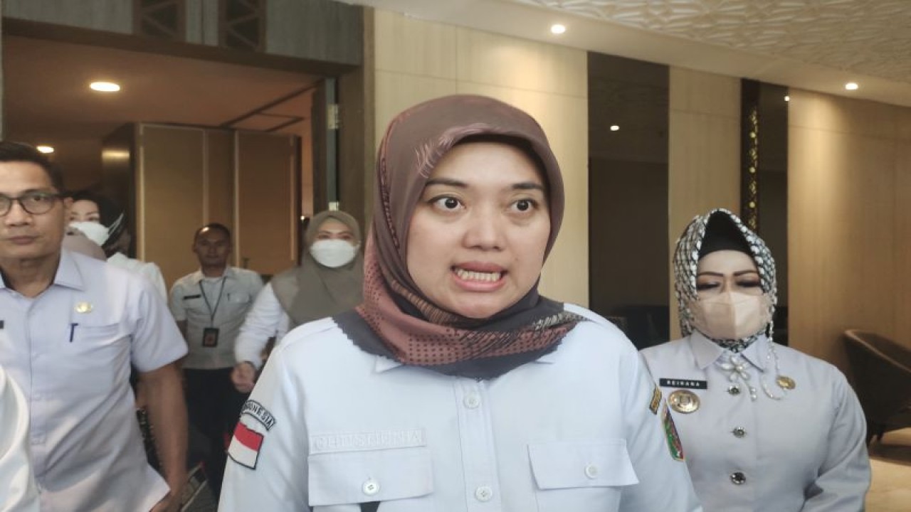 Wakil Gubernur Lampung Chusnunia Chalim saat memberi keterangan. Bandarlampung, Rabu (8/2/2023). ANTARA/Ruth Intan Sozometa Kanafi.