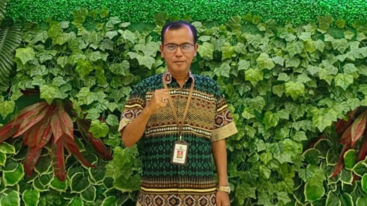 Kepala Disnakertrans Kabupaten Cianjur, Jawa Barat, Endan Hamdani.(ANTARA/Ahmad Fikri)