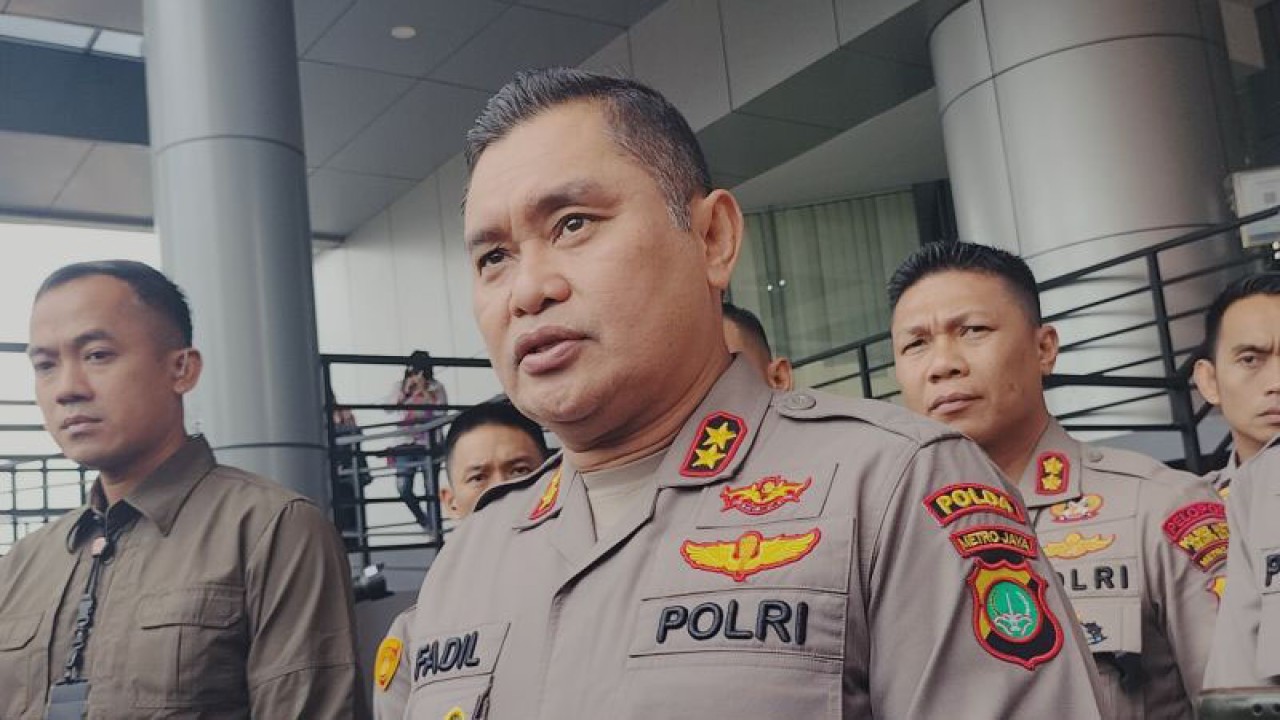 Kapolda Metro Jaya Irjen Pol Fadil Imran di Mapolres Metro Jakarta Barat, Kamis (23/2/2023). ANTARA/Walda