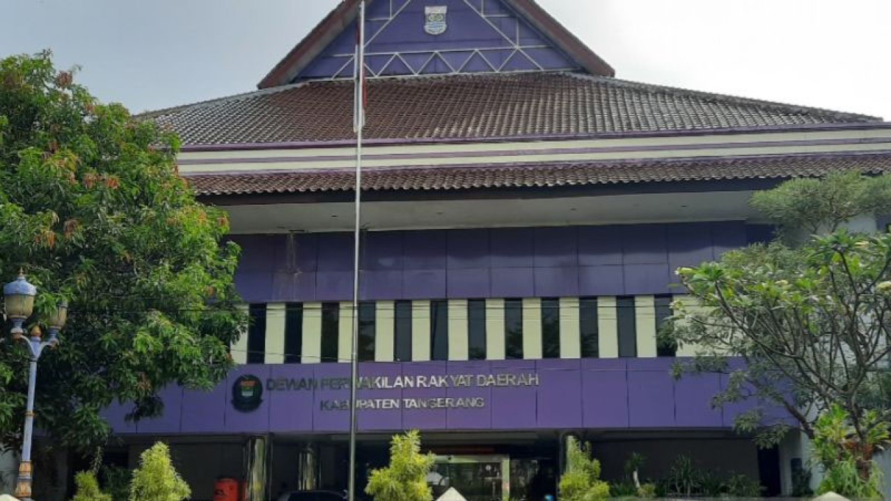 Iilustrasi - Gedung DPRD Kabupaten Tangerang. ANTARA/Azmi