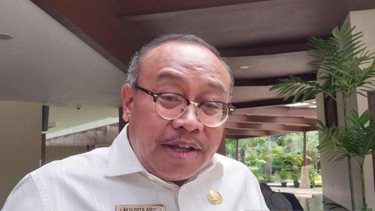 Sekretaris Daerah (Sekda) Pemerintah Provinsi Nusa Tenggara Barat (NTB), H. Lalu Gita Ariadi. (ANTARA/Nur Imansyah).