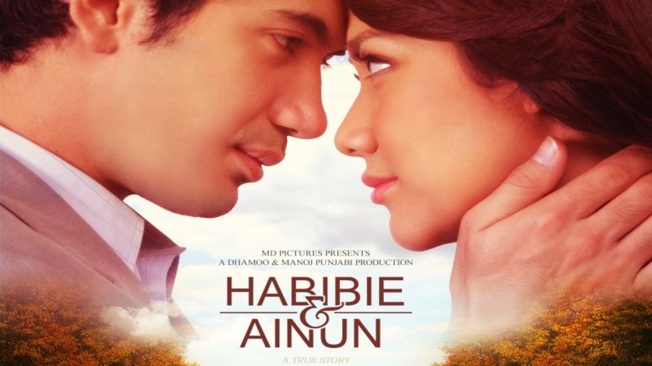 Poster film “Habibie & Ainun” (2012). (ANTARA/HO-Disney+ Hotstar)