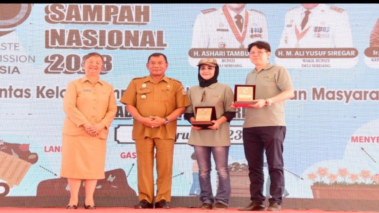 Bupati Deli Serdang Ashari Tambunan pada peringatan Hari Peduli Sampah Nasional (HPSN) 2023. (ANTARA/HO)