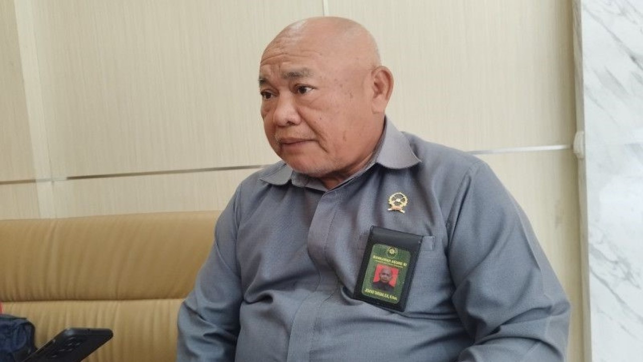 Humas PT Bandung Jesayas Tarigan. (ANTARA/Bagus Ahmad Rizaldi)