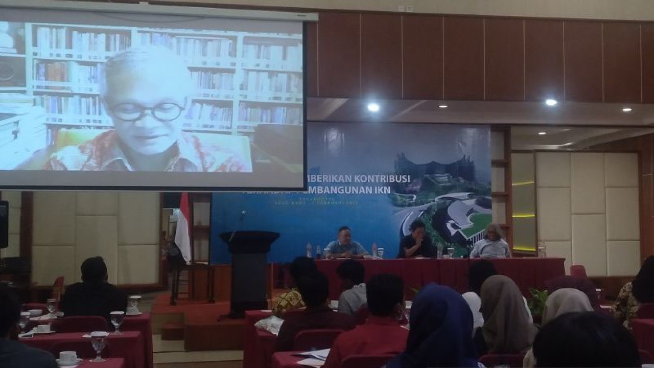 Wakil Ketua Komisi VI DPR RI Aria Bima pada sosialisasi BUMN Karya Memberikan Kontribusi Terhadap Pembangunan IKN di Hotel Tosan, Solo Baru, Sabtu (4/2/2023). ANTARA/Aris Wasita