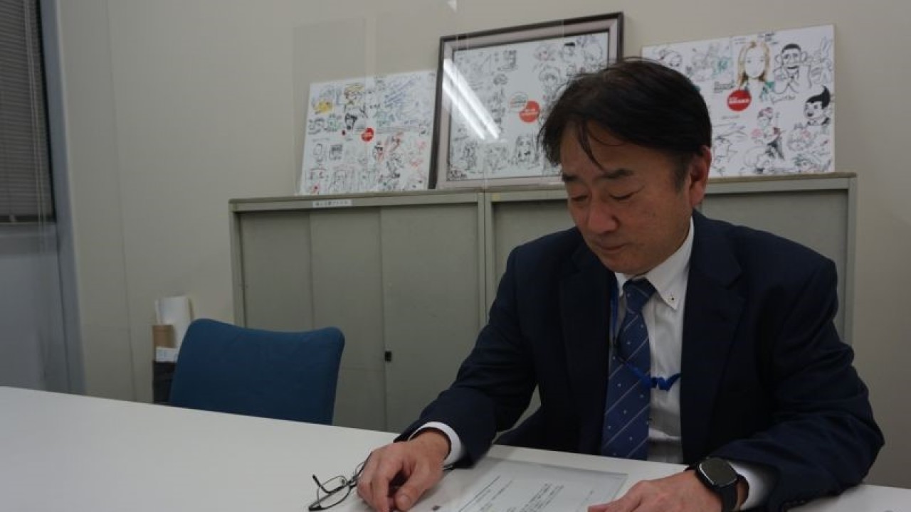 Koordinator Senior Regional Divisi Asia Tenggara Kementerian Luar Negeri Jepang Miyakawa Katsutoshi saat wawancara bersama Antara di Tokyo, Selasa (31/1/2023). (ANTARA/Bayu Prasetyo)