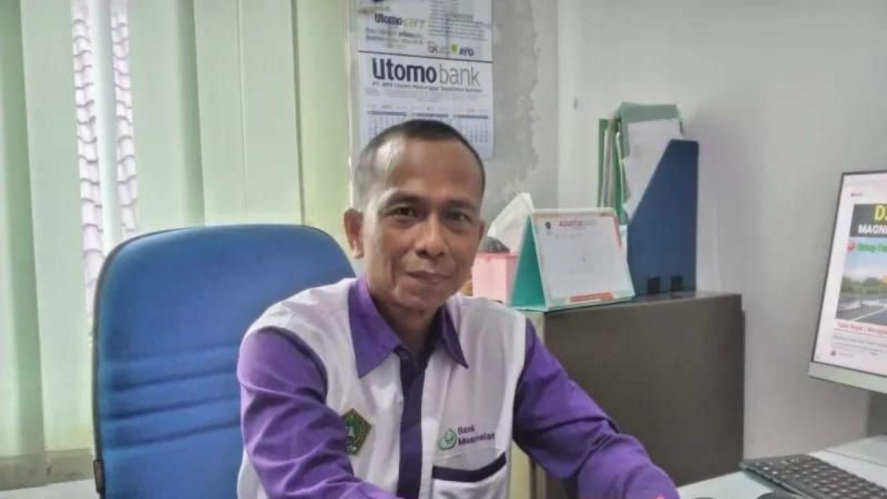 Kasi Haji dan Umroh Kantor Kementerian Agama OKU, Abdul Muis. (ANTARA/Edo Purmana/23)