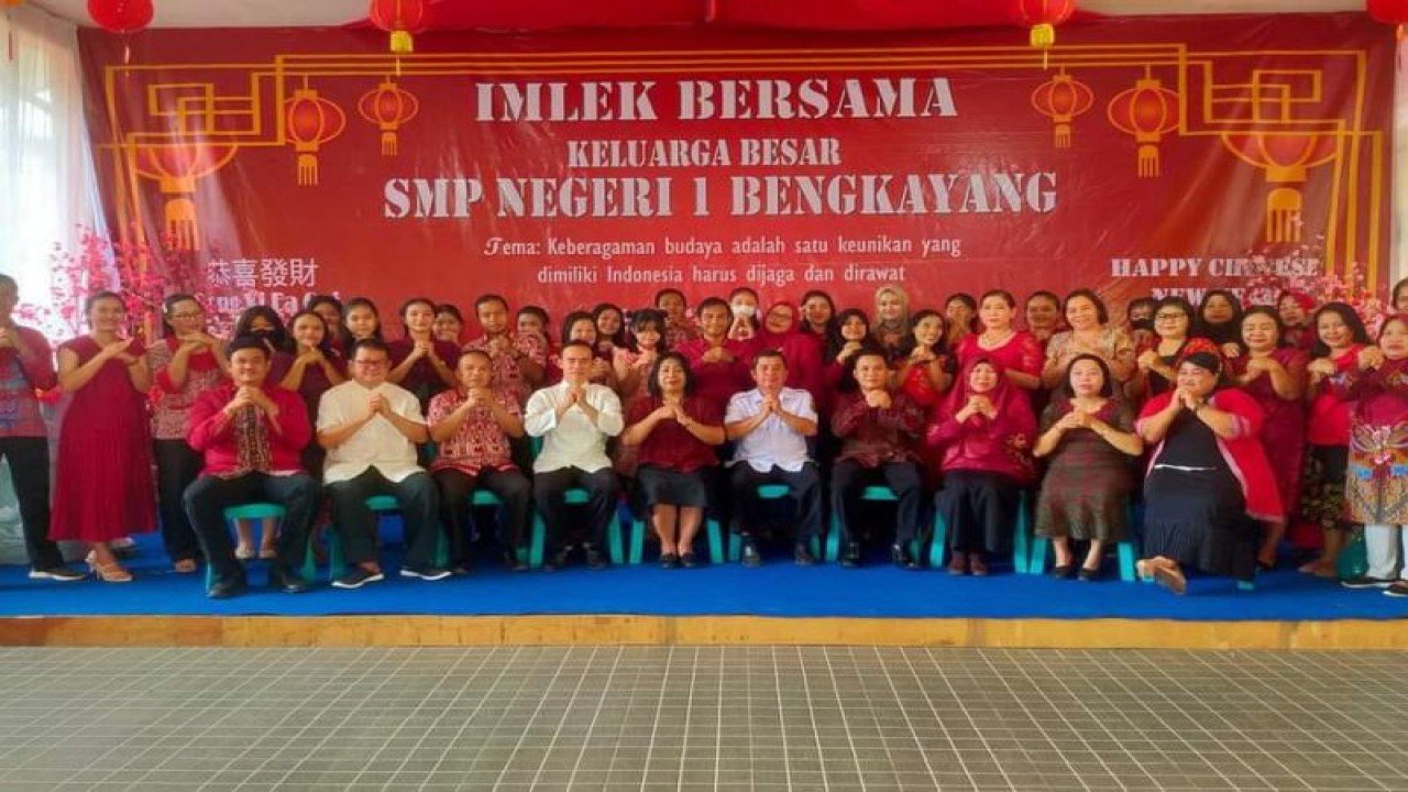Kegiatan imlek bersama di SMPN 1 Bengkayang (ANTARA/Wati)