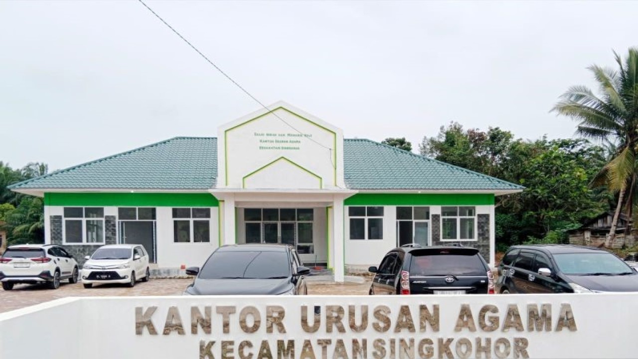 Kantor KUA representatif di Kecamatan Singkohor Kabupaten Aceh Singkil yang baru dibangun, di Aceh Singkil, Selasa (21/2/2023) (ANTARA/HO/Kemenag Aceh)
