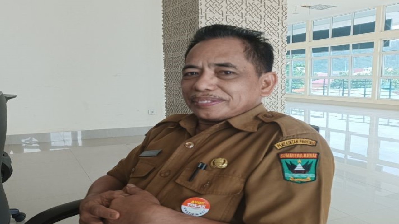 Kepala Bidang Warisan Budaya dan Bahasa Minang Disbud Sumbar, Afrimas. (ANTARA/Miko Elfisha)