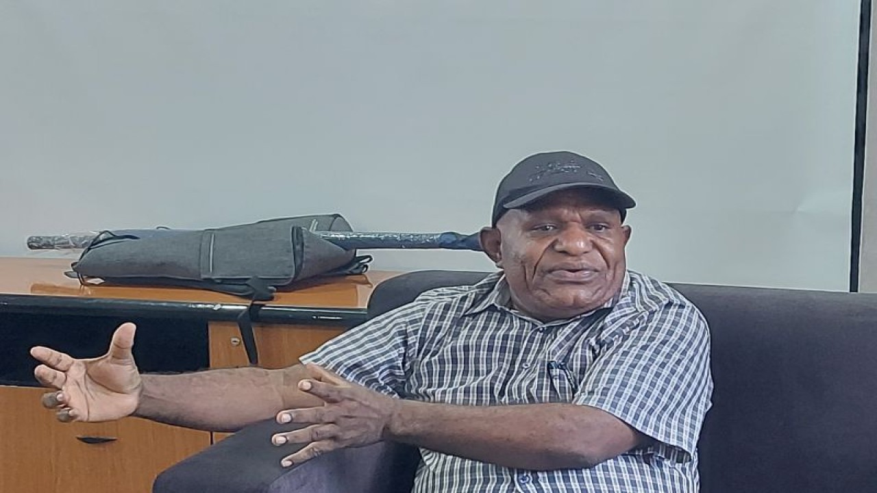 Kepala Dinas Kesehatan Provinsi Papua Robby Kayame (ANTARA/Qadri Pratiwi)
