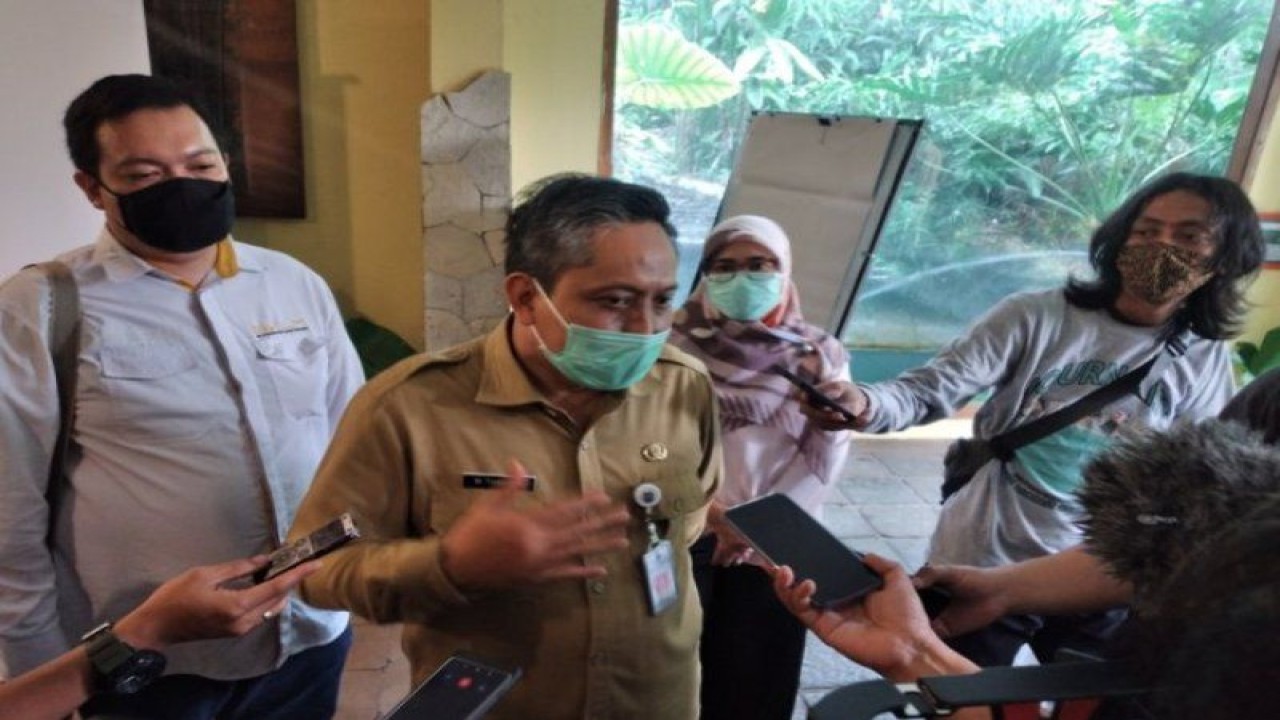 Kepala Disnaker Kota Depok Muhammad Thamrin. (ANTARA/Foto: Feru Lantara)