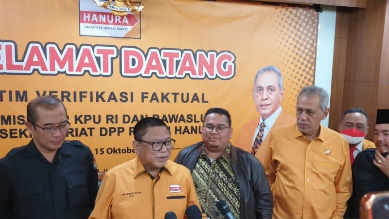Ketua Umum DPP Partai Hanura Oesman Sapta Odang memberikan keterangan pers (ANTARA/HO-Dokumentasi Pribadi)
