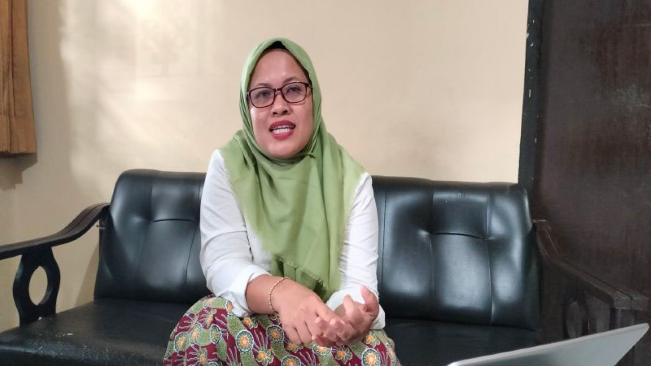 Ketua Divisi Teknis Penyelenggaraan Pemilu KPU Kulon Progo Tri Mulatsih. (ANTARA/Sutarmi)