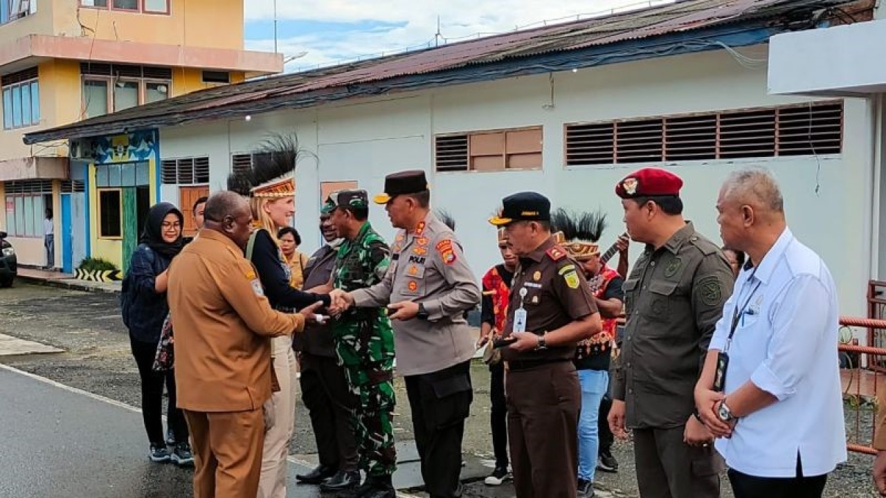 Kunjungan Duta Besar Norwegia di Papua Barat. ANTARA/Tri Adi Santoso.