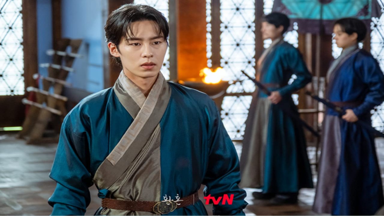 Lee Jae Wook dalam serial drama Korea “Alchemy of Souls” (2022). (ANTARA/HO-tvN via IMDb)