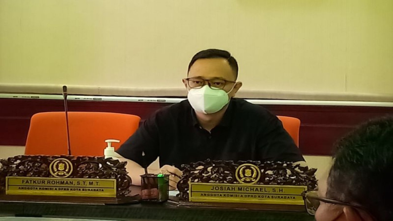 Anggota Komisi A Bidang Hukum dan Pemerintahan DPRD Surabaya Josiah Michael (ANTARA/HO-DPRD Surabaya)