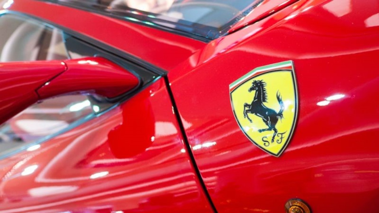 Logo Ferrari. (ANTARA/Shutterstock)