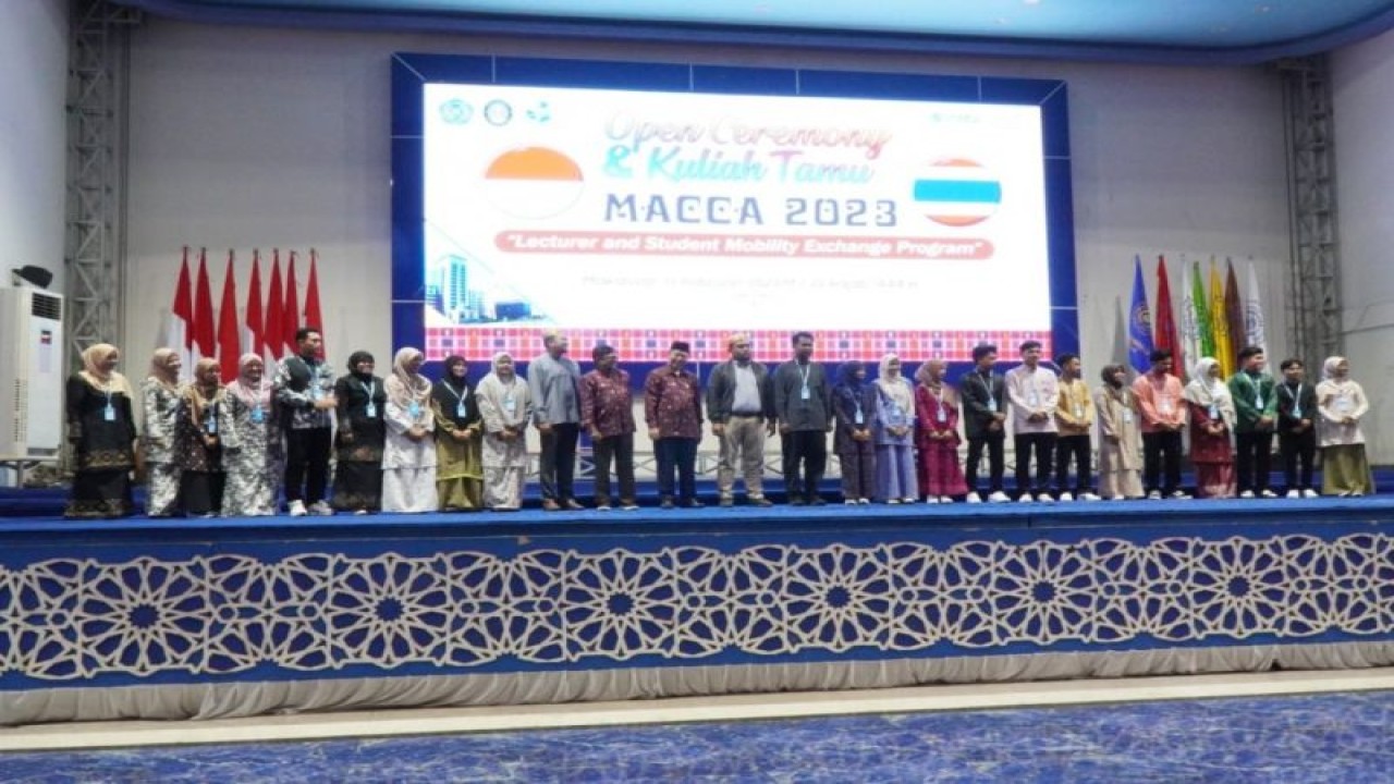 22 Mahasiswa asal Thailand mengikuti program MACCA 2023 yang merupakan kegiatan pertama mereka di Unismuh Makassar.ANTARA/HO-Unismuh