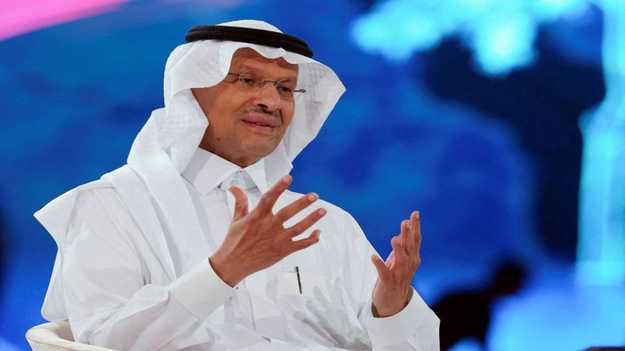 Arsip - Menteri Energi Arab Saudi Pangeran Abdulaziz bin Salman Al-Saud berbicara pada konferensi Future Investment Initiative, di Riyadh, Arab Saudi, 25 Oktober 2022. ANTARA/REUTERS/Ahmed Yosri