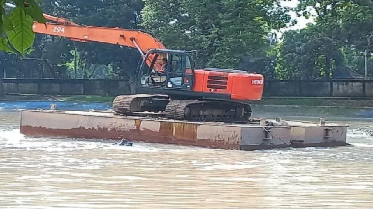 Optimalisasi kolam retensi di Kota Palembang. (ANTARA/Ahmad Rafli Baiduri)