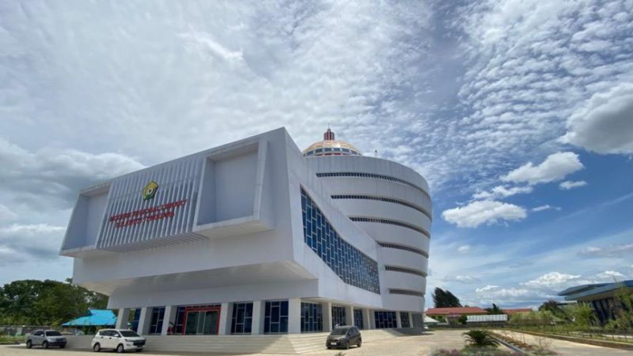 Tampak Perpustakaan Internasional Sultra. (Antara/La Ode Muh Deden Saputra)
