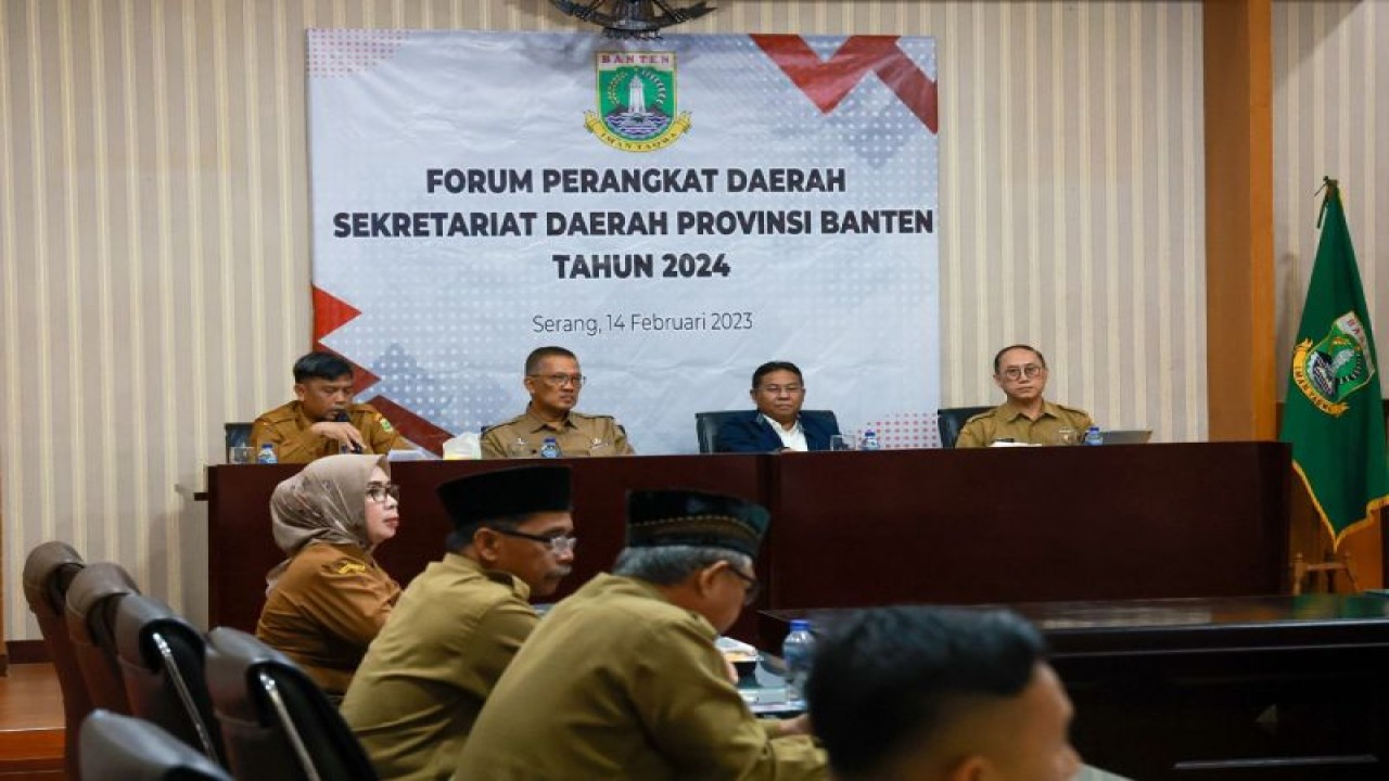 Pj Sekda Banten M Tranggono membuka Forum Perangkat Daerah Sekretariat Daerah Provinsi Banten di Serang, Selasa. (ANTARA/Mulyana)