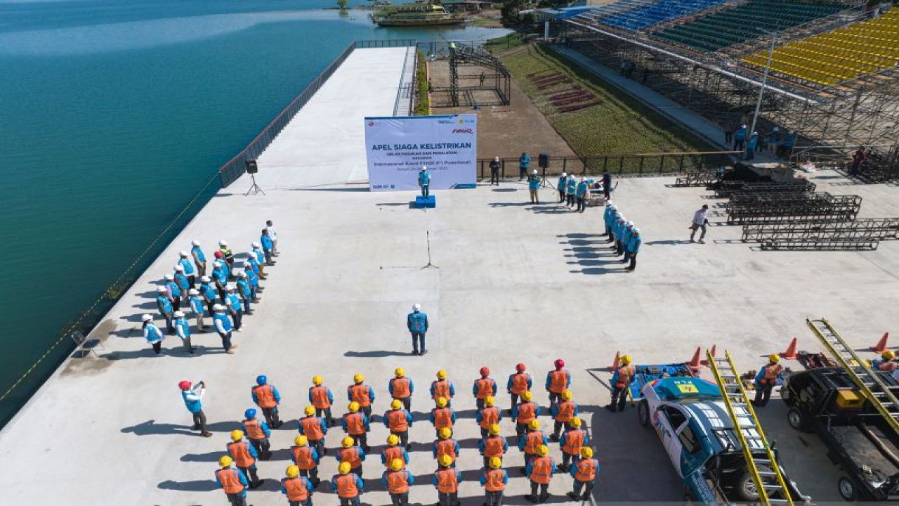 Infrastruktur kelistrikan PLN Rampung, siap dukung gelaran F1 powerboat di Danau Toba Sumut pada 23-26 Februari 2023. ANTARA/HO-PLN.