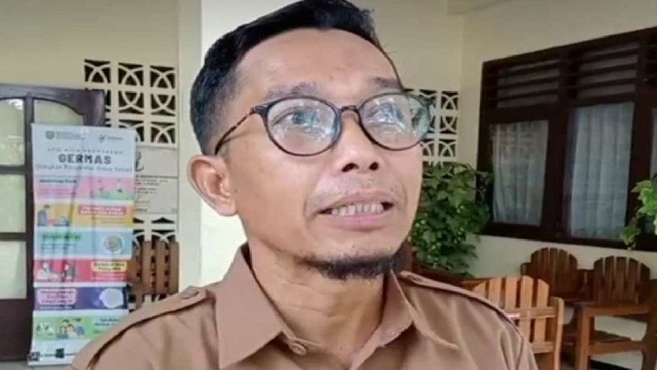 Plt Kepala Diskomindag Trenggalek Saniran (ANTARA/HO - Humas Pemkab Trenggalek)