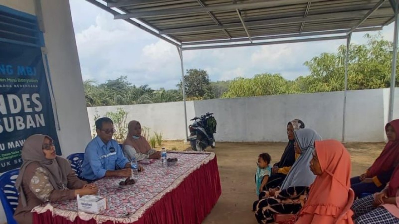 Suasana pelayanan kesehatan di pondok bersalin desa (polindes) yang ada di kawasan pedalaman Desa Sako Keban, Batanghari Leko, Musi Banyuasin, Sumatera Selatan (Sumsel). ANTARA/HO.