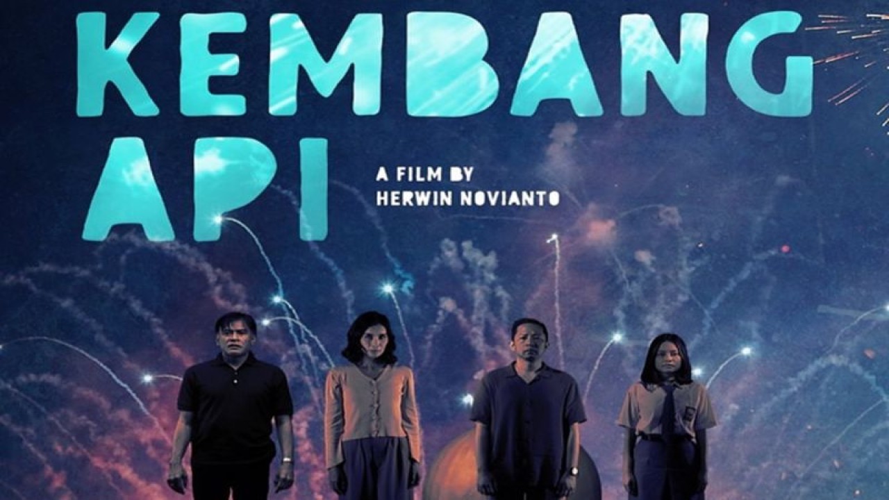 Poster film “Kembang Api” (ANTARA/instagram/falconpictures_)