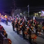 Prajurit TNI pertontonkan drumband iringi atraksi naga di Putussibau-1675571650