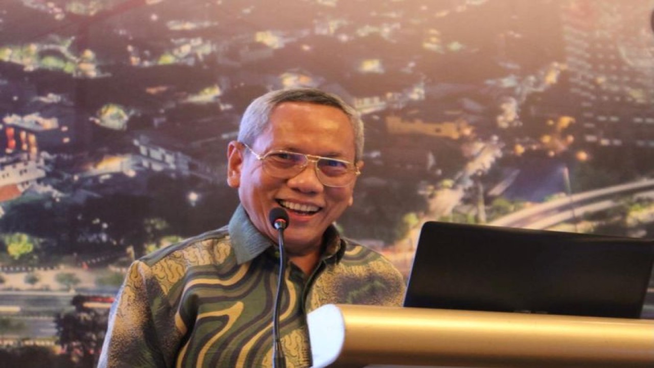 Pakar kesehatan Prof Tjandra Yoga Aditama. ANTARA/HO-Dokumentasi Pribadi
