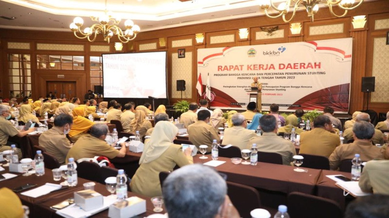 Rapat Kerja Daerah dengan tajuk Program Bangga Kencana dan Percepatan Penurunan Stunting Jateng di Semarang, Senin (13/2/2023). ANTARA/HO-Humas Pemprov Jateng