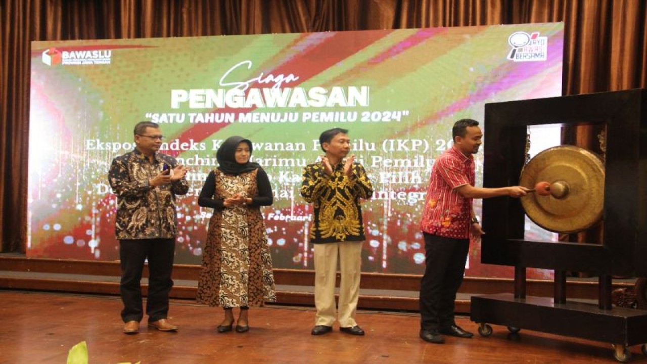 Bawaslu Provinsi Jateng meluncurkan Posko Kawal Hak Pilih sebagai upaya mendorong penyusunan daftar pemilih menjadi lebih akurat dan valid di Semarang, Jawa Tengah, Selasa (14/2/2023). ANTARA/HO-Bawaslu Jateng