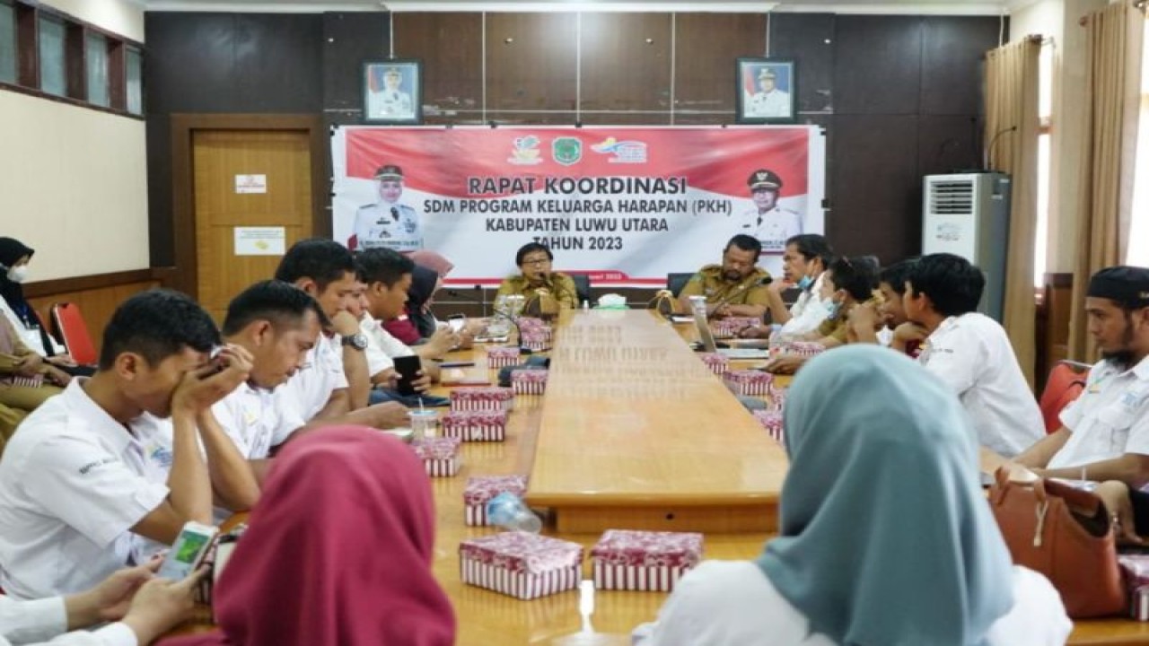 Wabub Luwu Utara Suaib Mansur memimpin Rakor penanganan stunting. ANTARA/HO-Pemkab Lutra