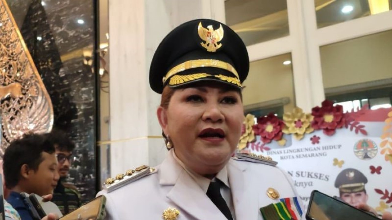 Wali Kota Semarang Hevearita Gunaryanti Rahayu. (ANTARA/Zuhdiar Laeis)