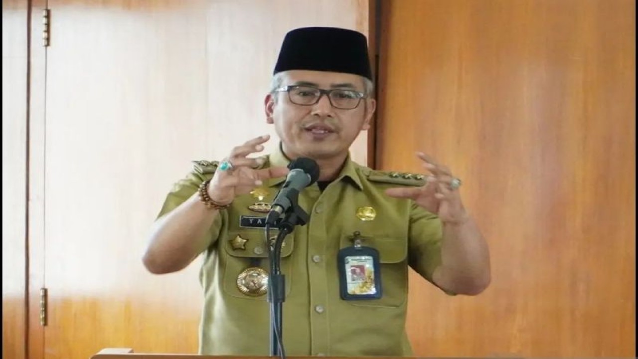 Wali Kota Jakarta Barat, Yani Wahyu Purwoko, saat kegiatan Musyawarah Rencana Pembangunan (Musrenbang) di kawasan Grogol Petamburan, Senin (13/2/2023). ANTARA/HO-Pemerintah Kota Jakarta Barat