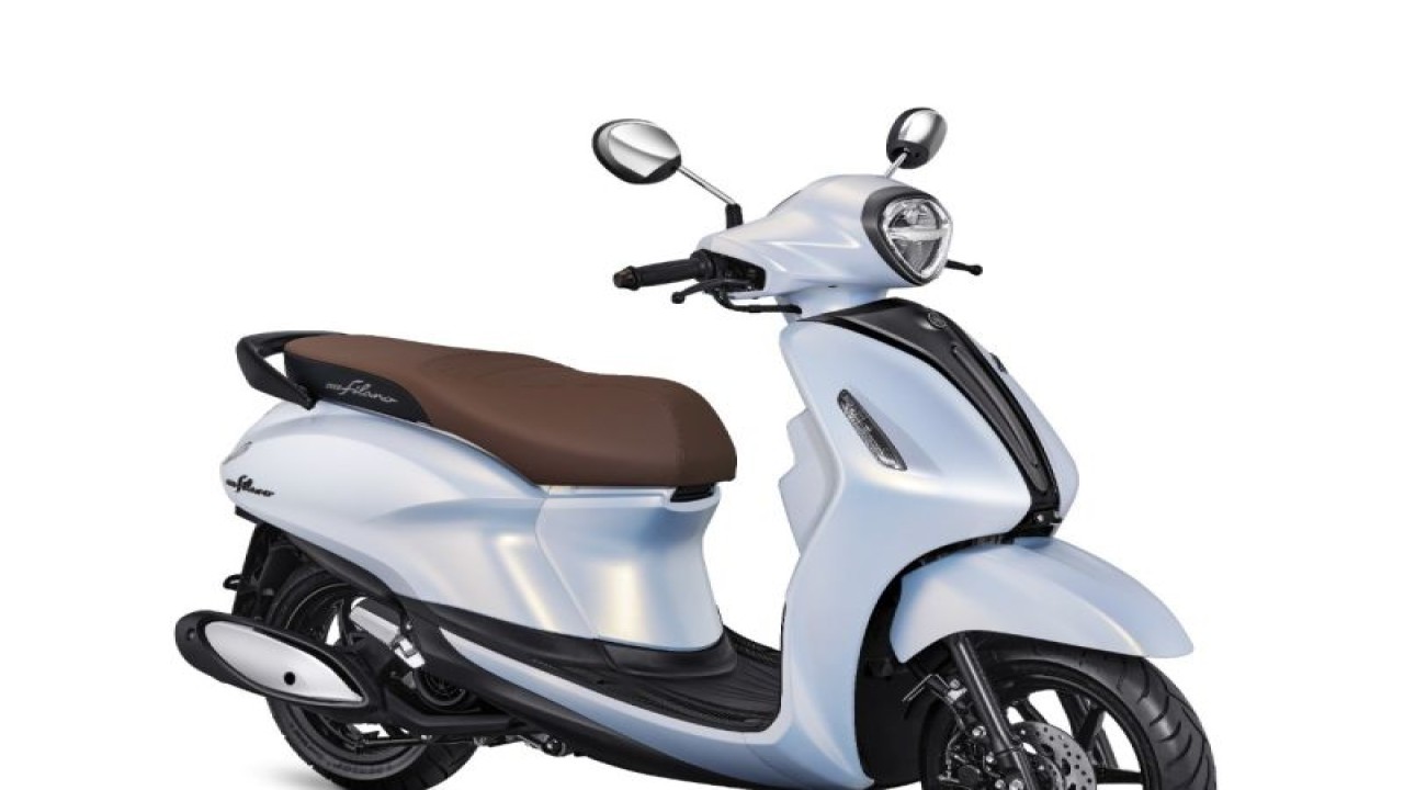 Yamaha Grand Filano Hybrid-Connected. ANTARA/HO-Yamaha