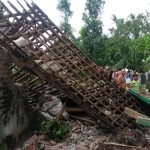 Angin kencang meliputi delapan kecamatan di Jember-1677643358