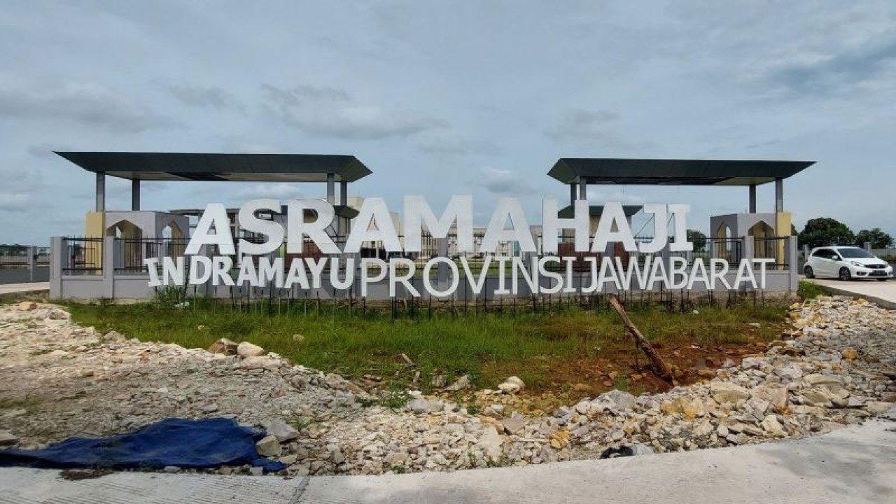 Asrama Haji Indramayu, di Kabupaten Indramayu, Jawa Barat. (ANTARA/Ajat Sudrajat)