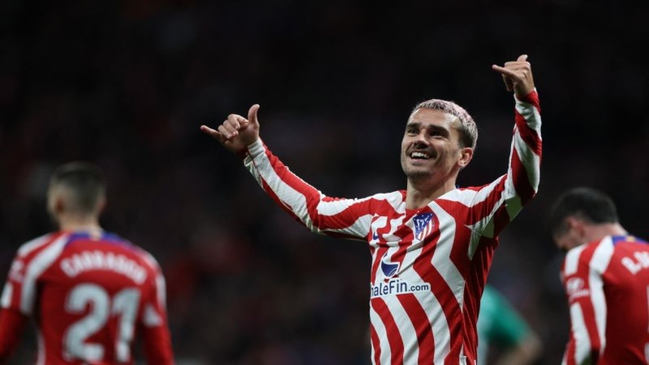 Selebrasi Antonio Griezmann setelah mencetak gol pertama Atletico Madrid dalam pertandingan Liga Spanyol lawan Valencia di Wanda Metropolitano pada 19 Maret 2023. ANTARA/AFP/PIERRE-PHILIPPE MARCOU