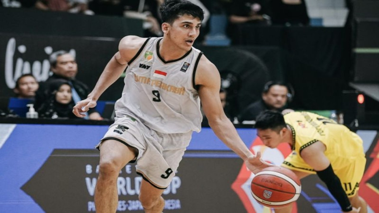 Pemain Bima Perkasa Jogja Ikram Fadhil. ANTARA/HO-IBL