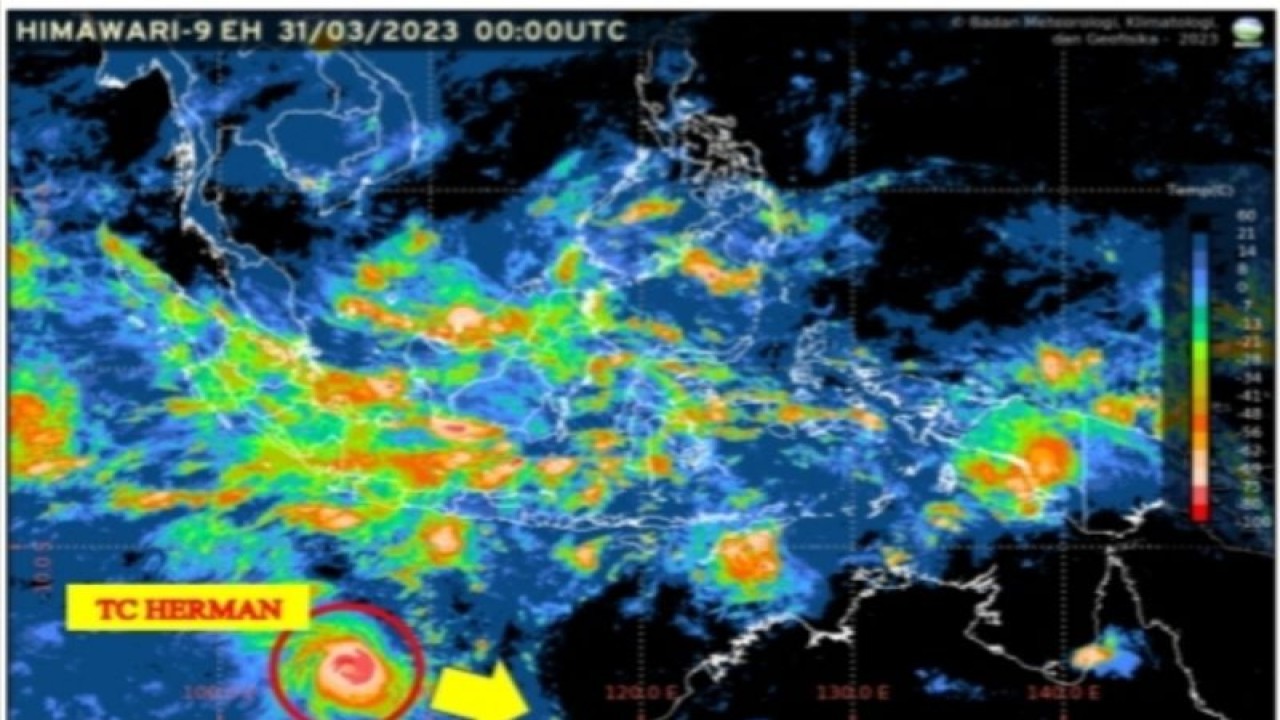 Tangkapan layar citra satelit yang dipublikasikan BMKG menunjukkan siklon tropis Herman terpantau di Samudera Hindia sebelah selatan Jawa, Jumat (31/3/2023). (ANTARA/HO-BMKG)