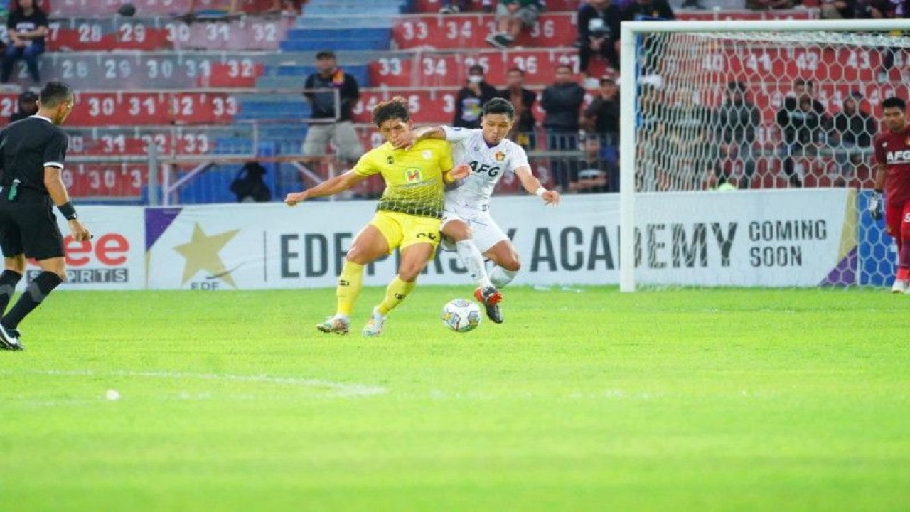 Tim Persik Kediri saat berlaga di Stadion Brawijaya, Kota Kediri, Jawa Timur, Sabtu (4/3/2023). ANTARA/ HO-Tim Humas