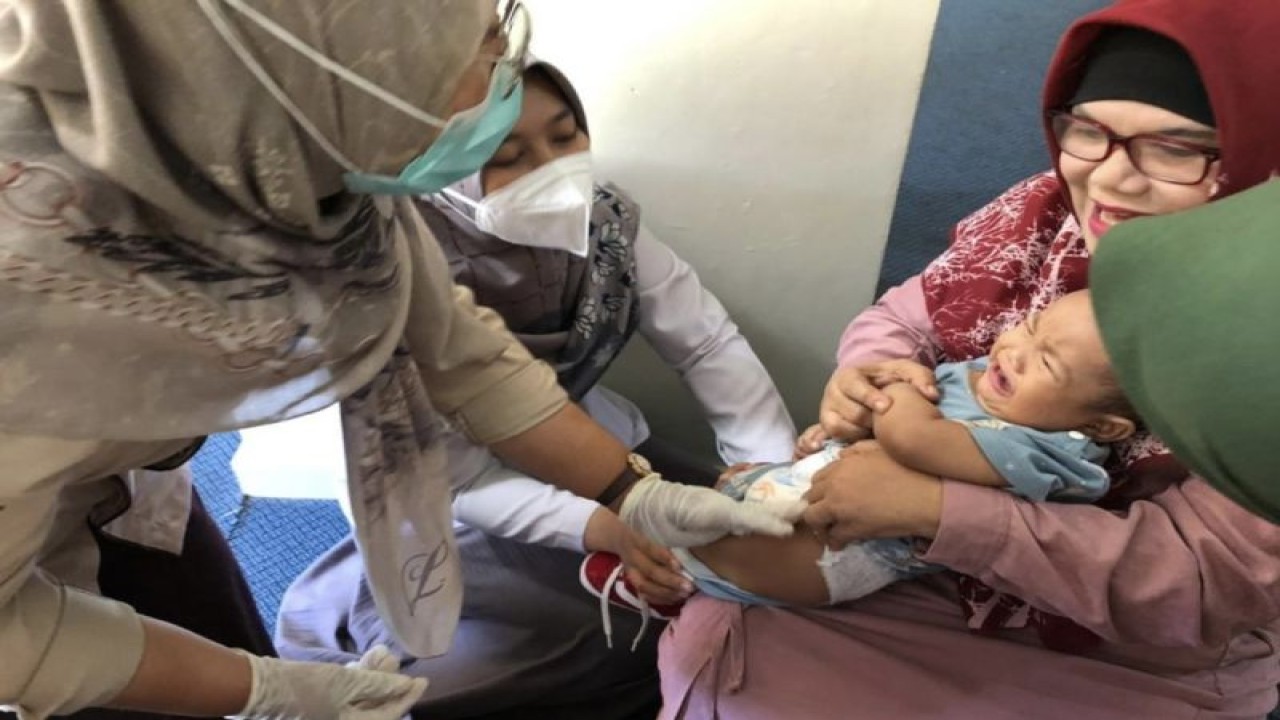 Pelaksanaan Crash Program Polio (CPP) di Kota Padang (ANTARA/ HO Kominfo Padang)